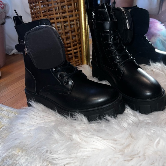 Faux Leather Combat Boots -Black - Size 6.5 - Picture 4 of 6